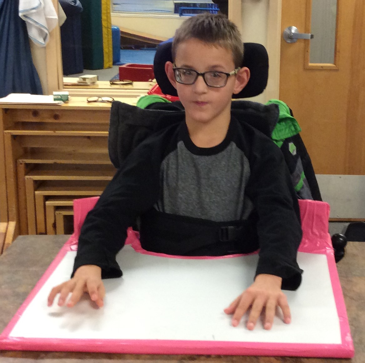 Using a tray as a base of support for the functional hand ...