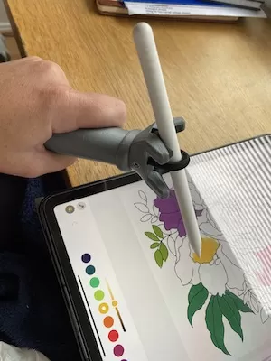 Holding stylus with functionalhand